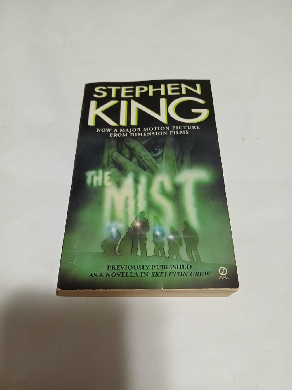 Stephen King The Mist Movie Tie-In 1st Printing Signet Paperback 2007 Skeleton